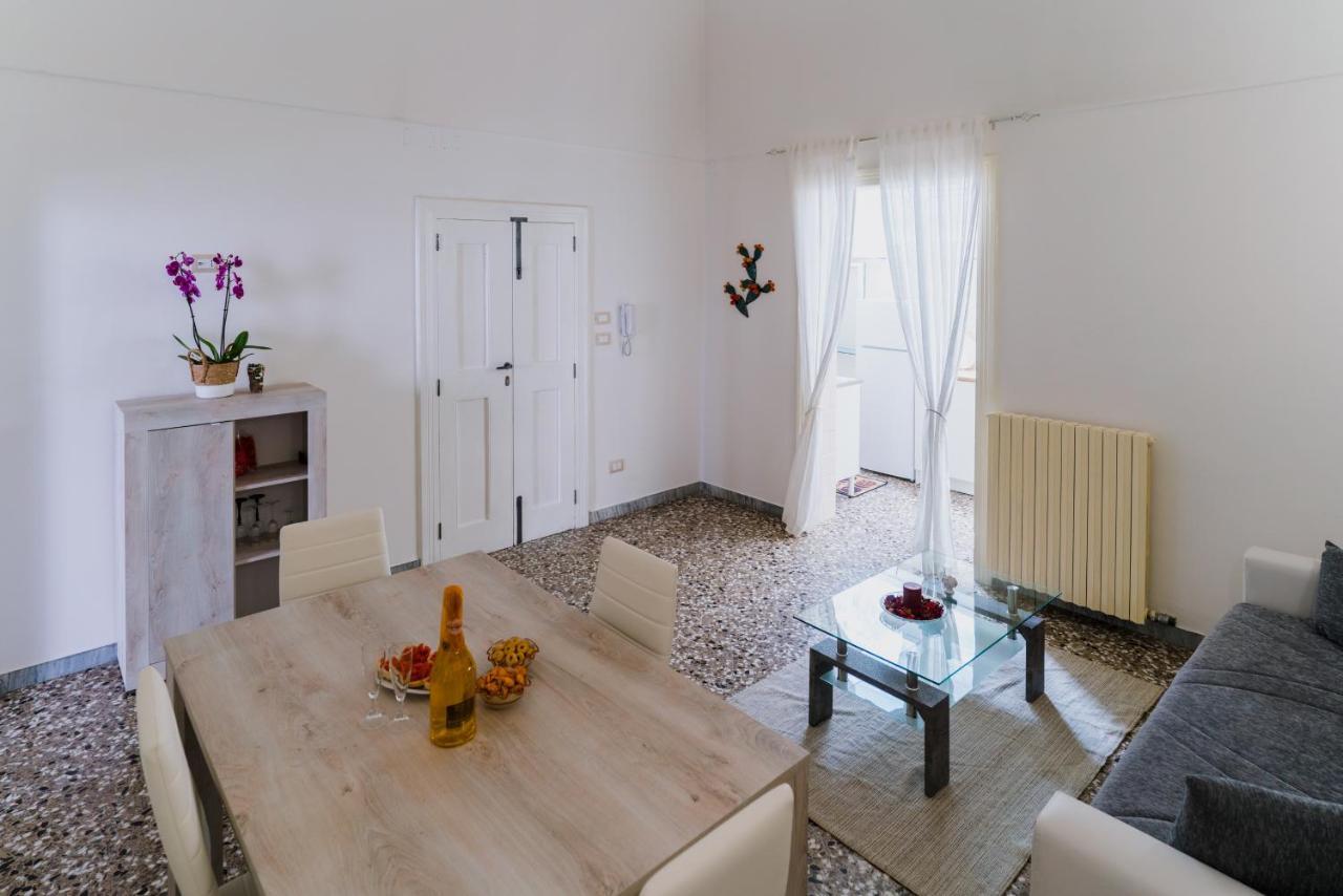 Palestro49 Holiday House Monopoli Bagian luar foto